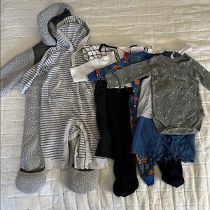 9 piece 6-12mo. Cozy Baby Boy Clothes (037)